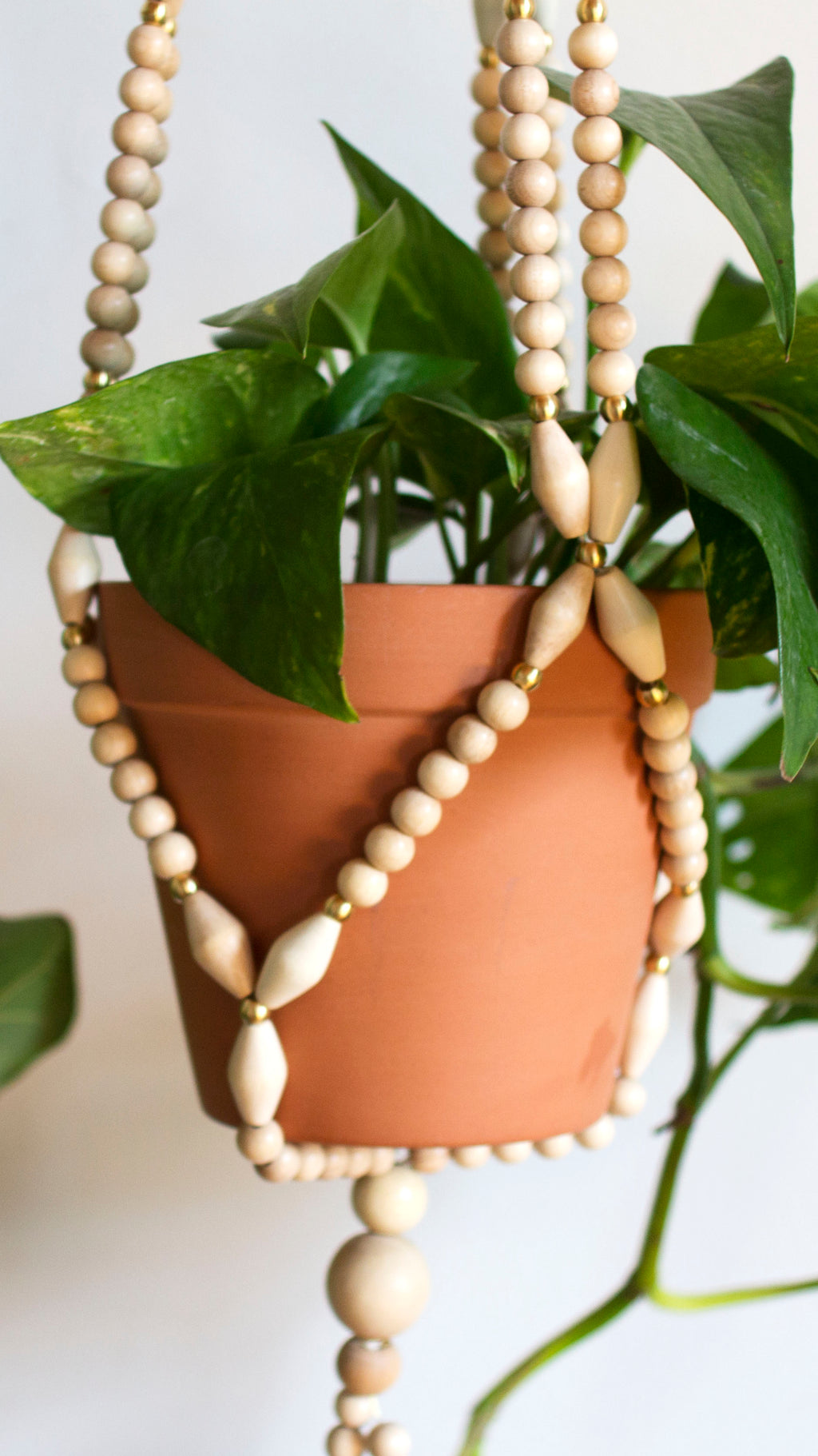 Neutral Beaded Plant Hanger (X-Large)